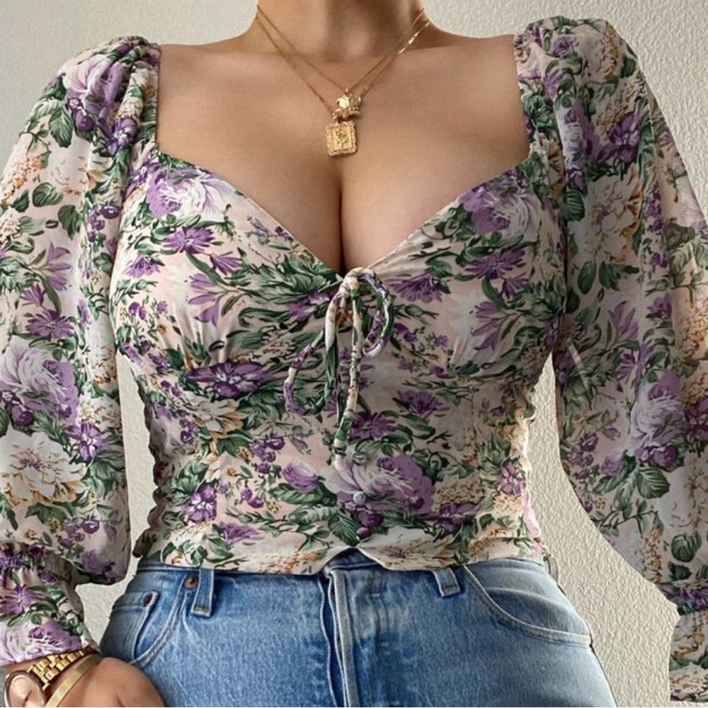 Floral Print Blouse with Puff Sleeves